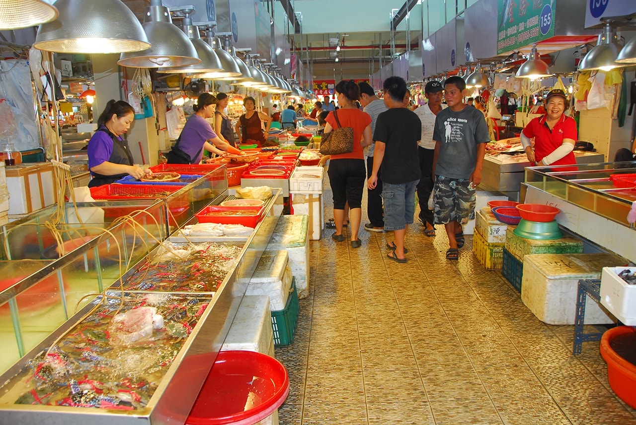 東港漁港漁產品直銷中心（原華僑市場）